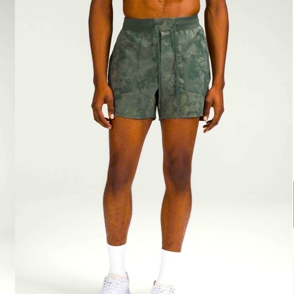 lululemon athletica Other - Lululemon 7” License to Train Short Linerless Size XXL (Tactile print)